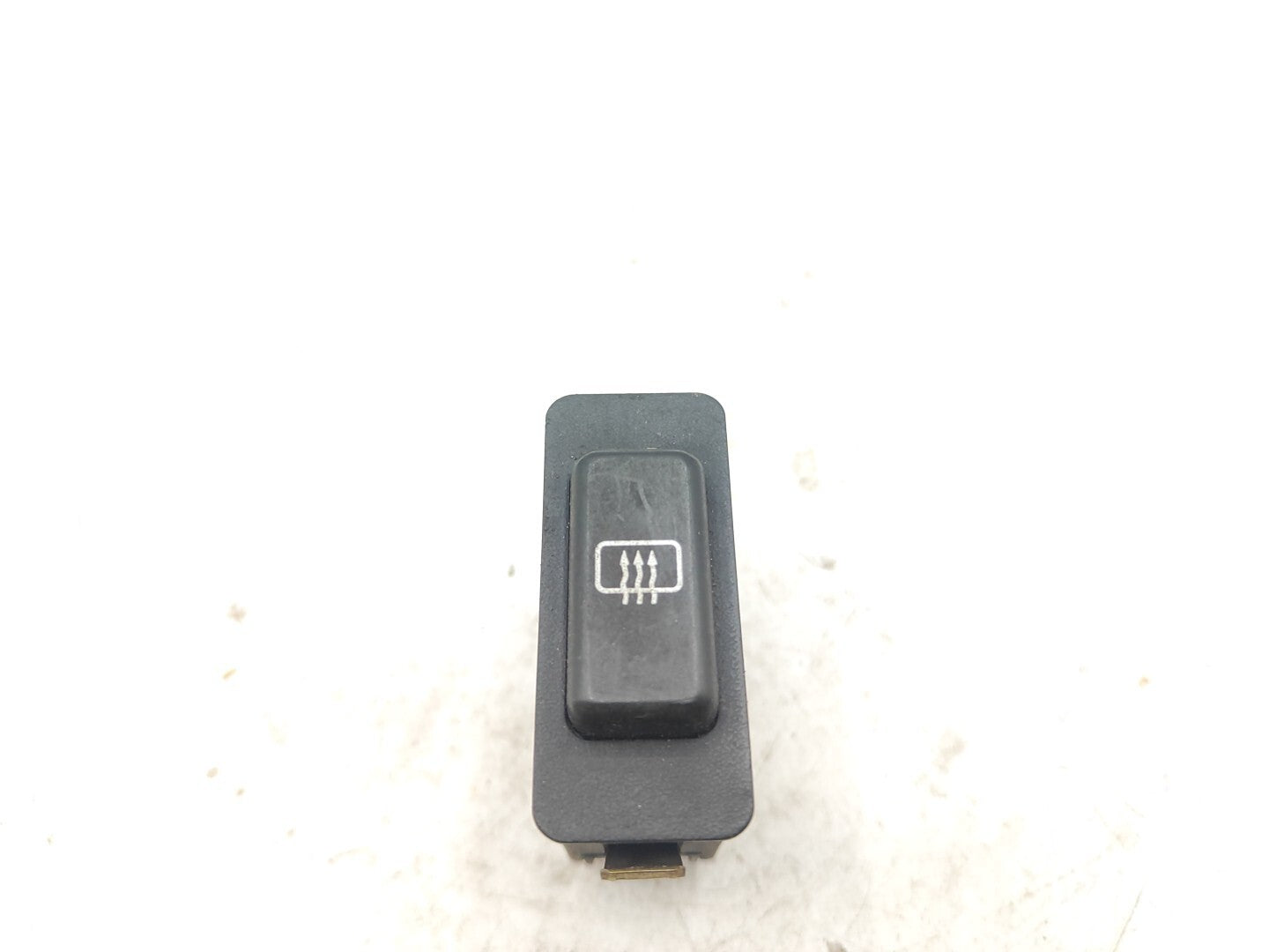 BMW 525i E34 1992 Windscreen Windshield Heat Defrost Switch 1384480