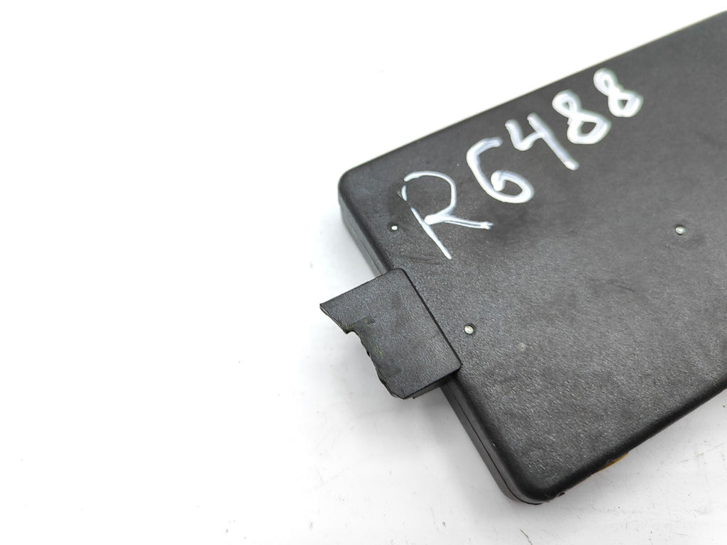 Volkswagen Touareg 2006 Radio Antenna Module Booster 7L6035530B