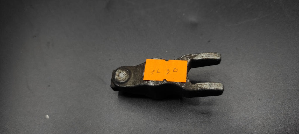 Alfa Romeo 159 2.4JTDm 147kW 2007 Diesel Fuel Injector Clamp Holder Mount