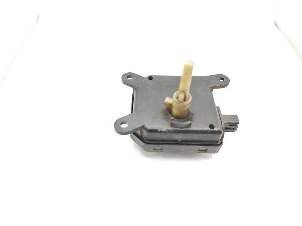 Opel Astra H 2006 Air heater flap actuator motor 309365604 