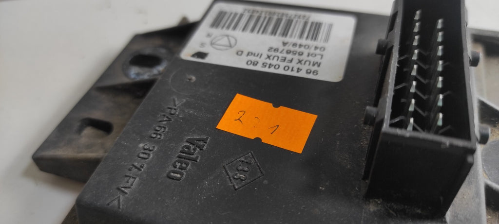 Peugeot 607 3.0i V6 2000 Control Module Unit ECU 9641004580