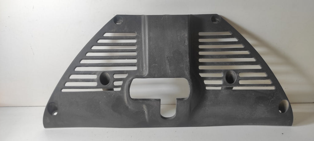 Alfa Romeo 166 2.4JTD 110kW 2003 Front Center Bumper Upper Grill 606522840