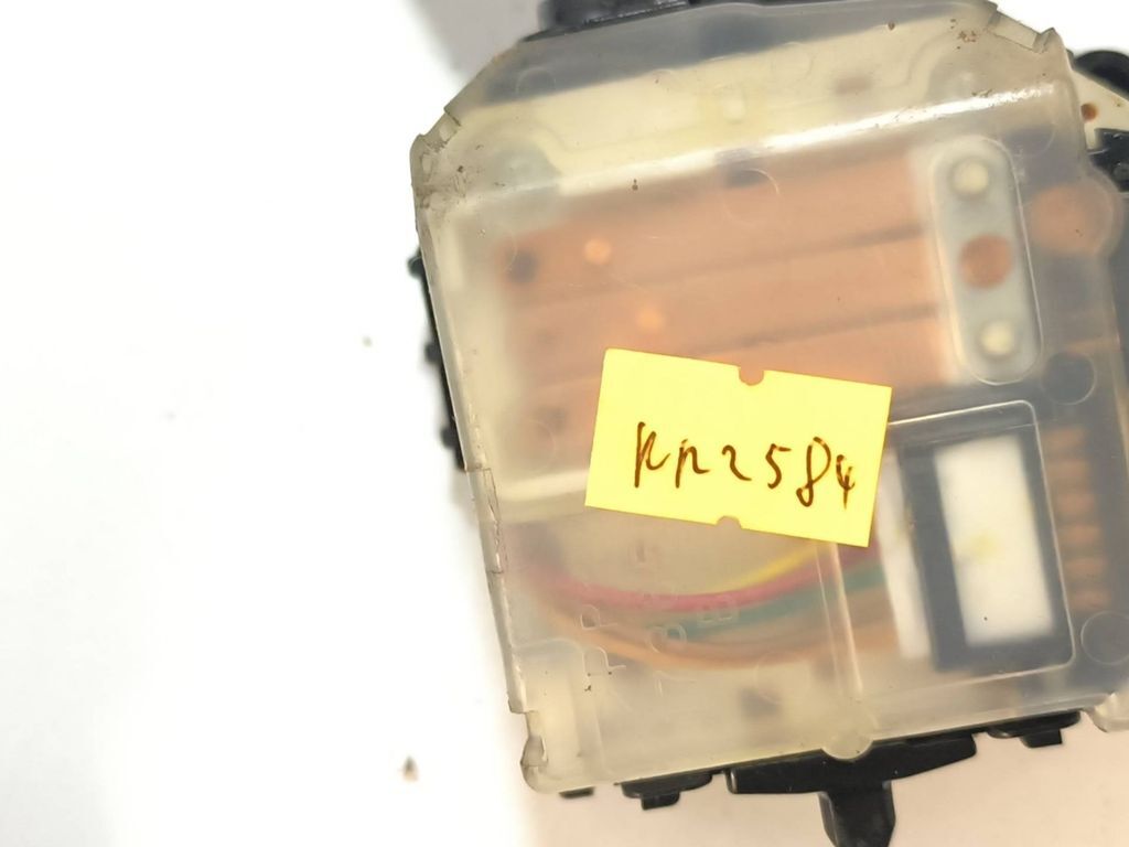 Toyota Avensis T250 2006 Turn signal indicator stalk 173650 