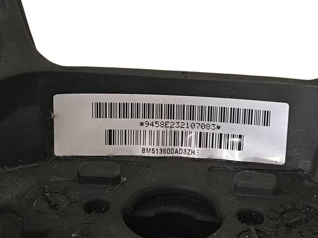 Ford Focus 2013 Steering wheel BM513600AD3 / NEW COVER GOOD CONDITION