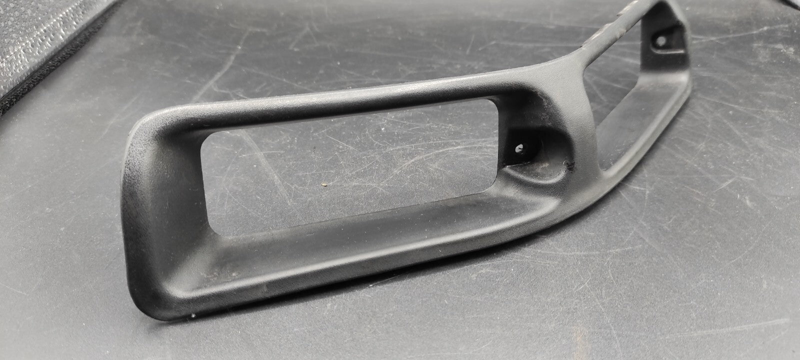 Audi 80 B3 1989 Front Right Door Card Handle Trim 893867196