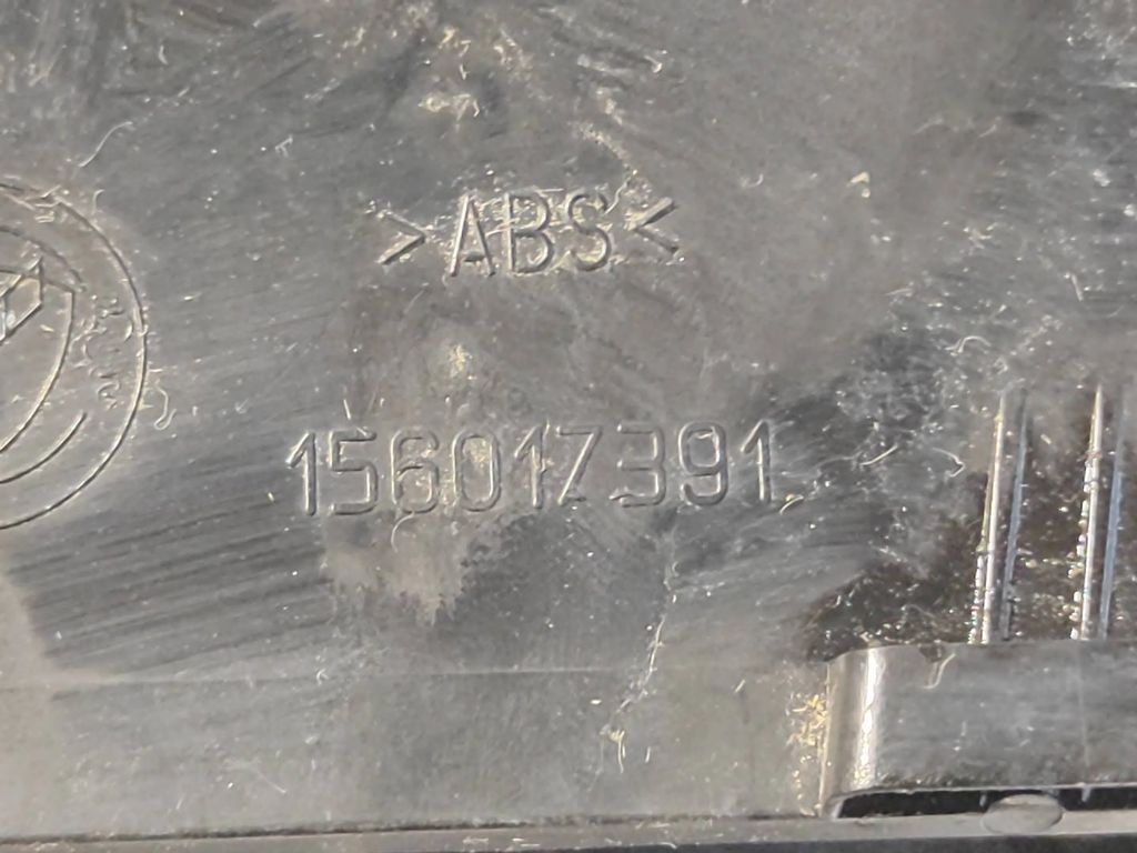 Alfa Romeo 156 Pre Facelift 2000 Front right upper grill 156017391 