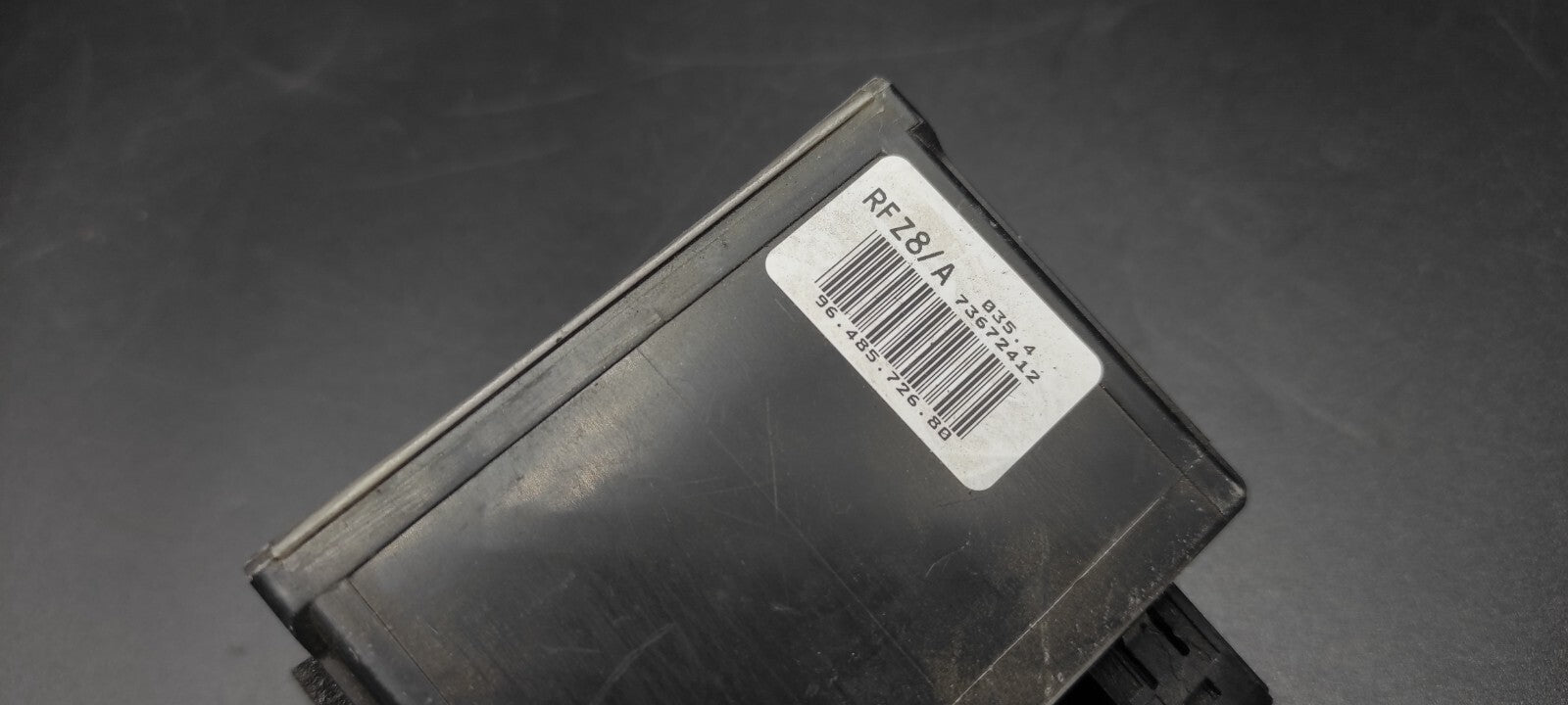 Peugeot 607 3.0 V6 2002 Relay Module Control Unit 9648572680