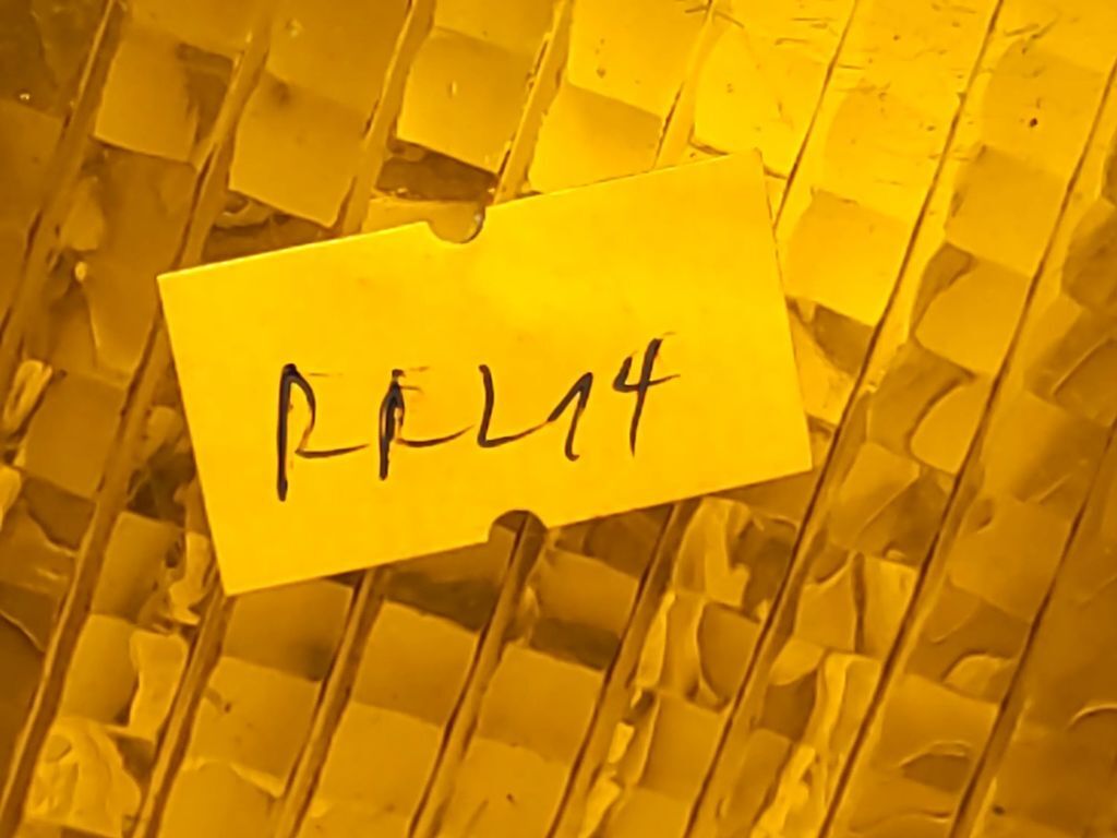 BMW 3 E36 1992 front left turn indicator light 05081101 