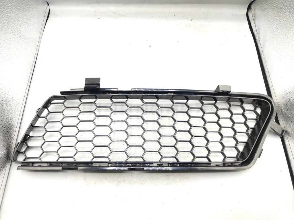 Alfa Romeo 159 2.4JTDm 147kW Saloon 2006 Front left bumper lower grill 