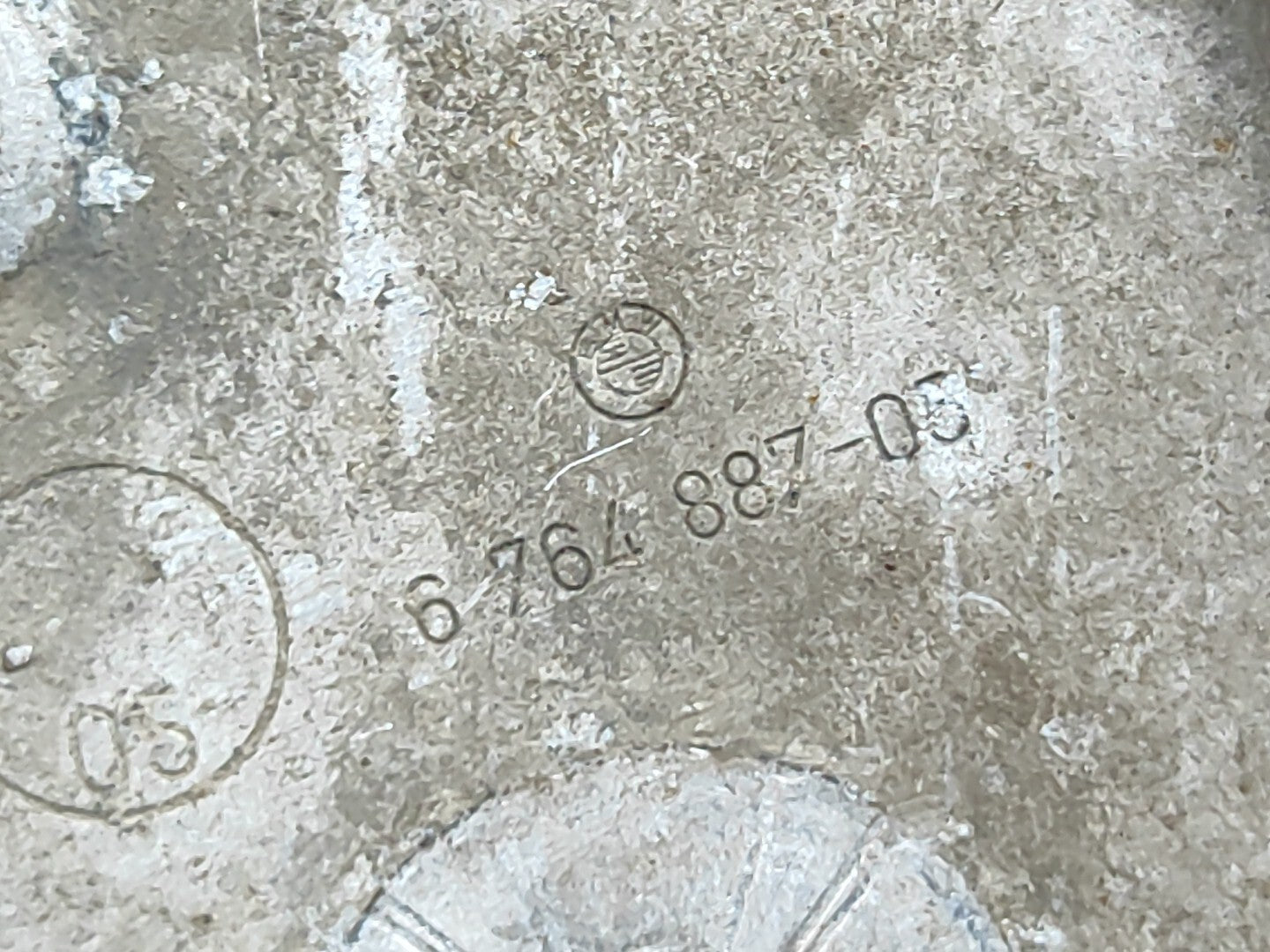 BMW E61 530D 170kW 2006 Rear Left Push Rod Bracket 6764887