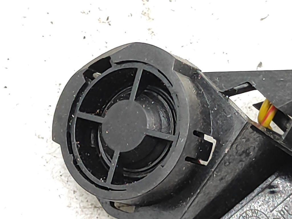 BMW 5 SERIES E39 530D 142kW Diesel 2001 Right Door Tweeter Speaker 8362530