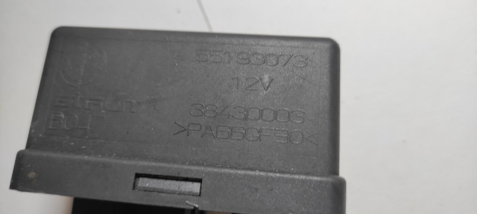 Alfa Romeo GT 1.9JTDm 110kW 2003 Glow Plug Pre Heat Relay 55193073 38430003