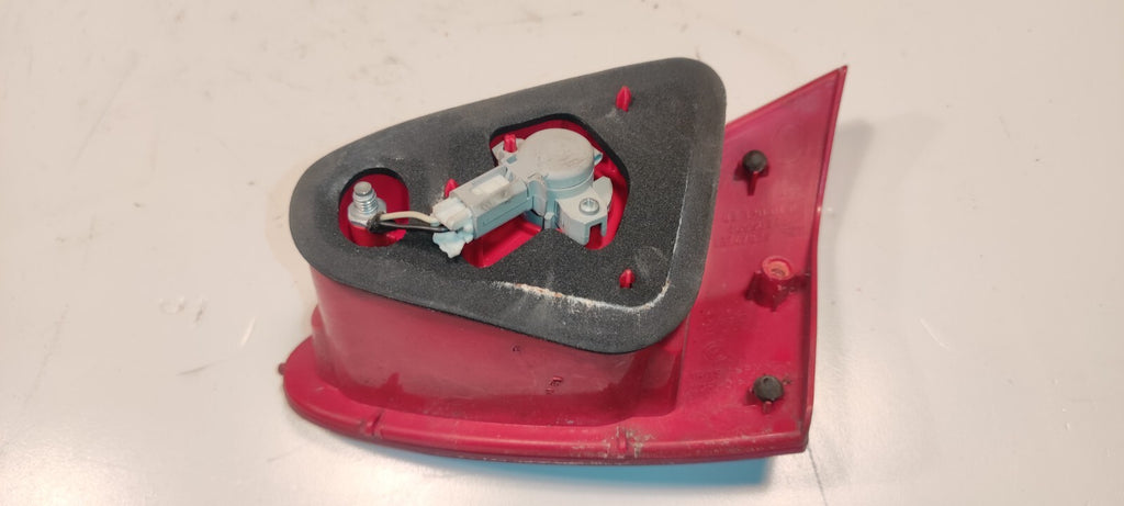 Alfa Romeo 147 1.9JTD 103kW 2004 Rear Left Taillight Lamp 46747825 46556346