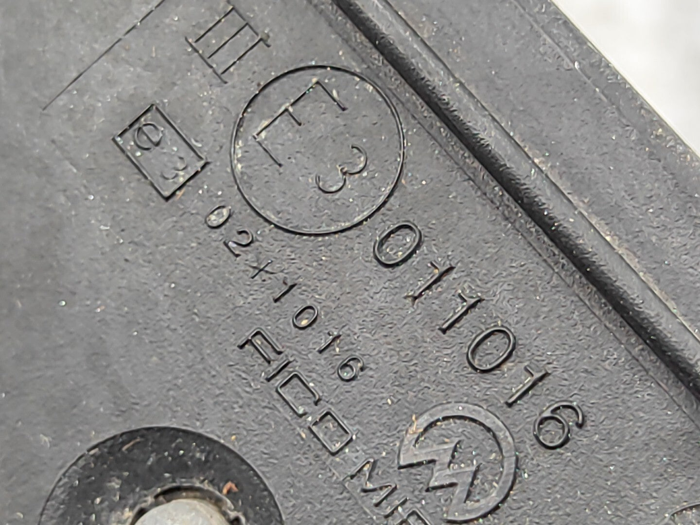 Alfa Romeo 159 1.9JTDm 110kW 2007 LHD Front Left Side Mirror E3011016 Grey