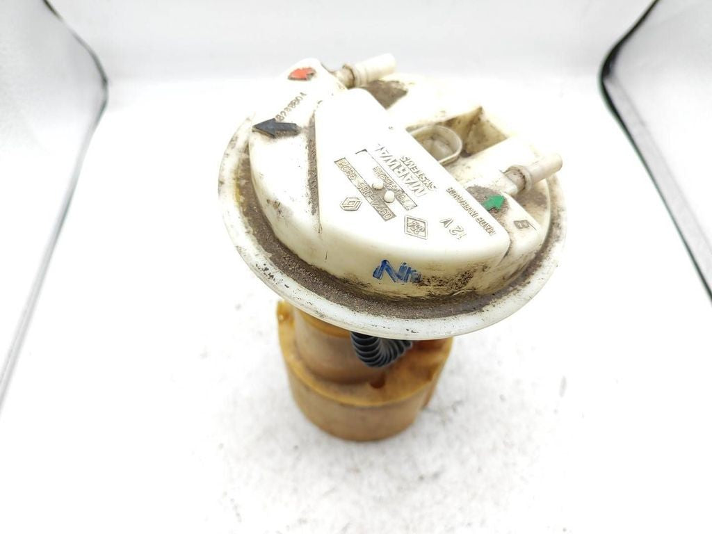 Renault Clio II 1999 Petrol in tank fuel pump level sender 09740659902 