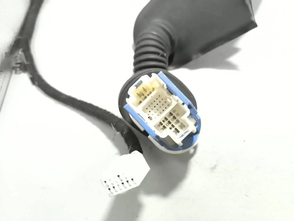 Mazda 3 BM III Hatchback 2014 front door wiring loom harness BPM567190 