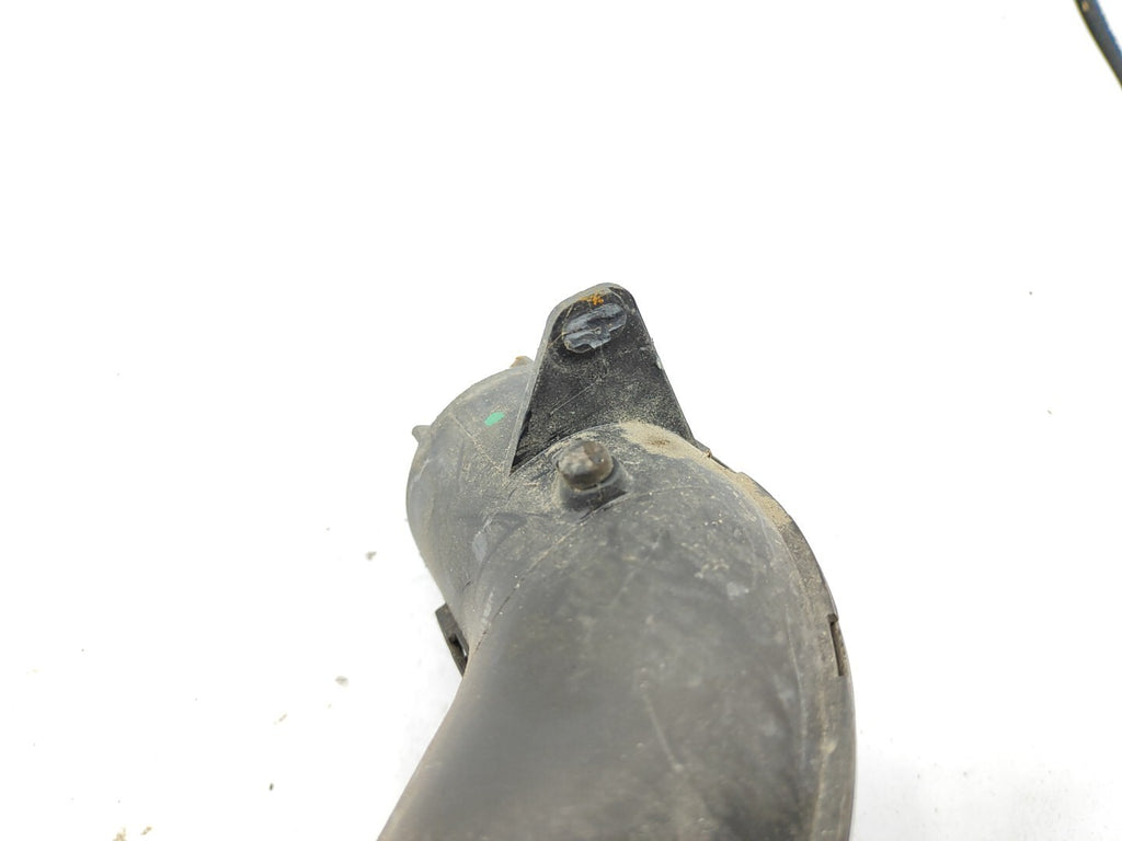 Ford Focus MK1 1.6i 74kW 100PS 2001 Engine Air Intake Pipe Hose 98AB9E635