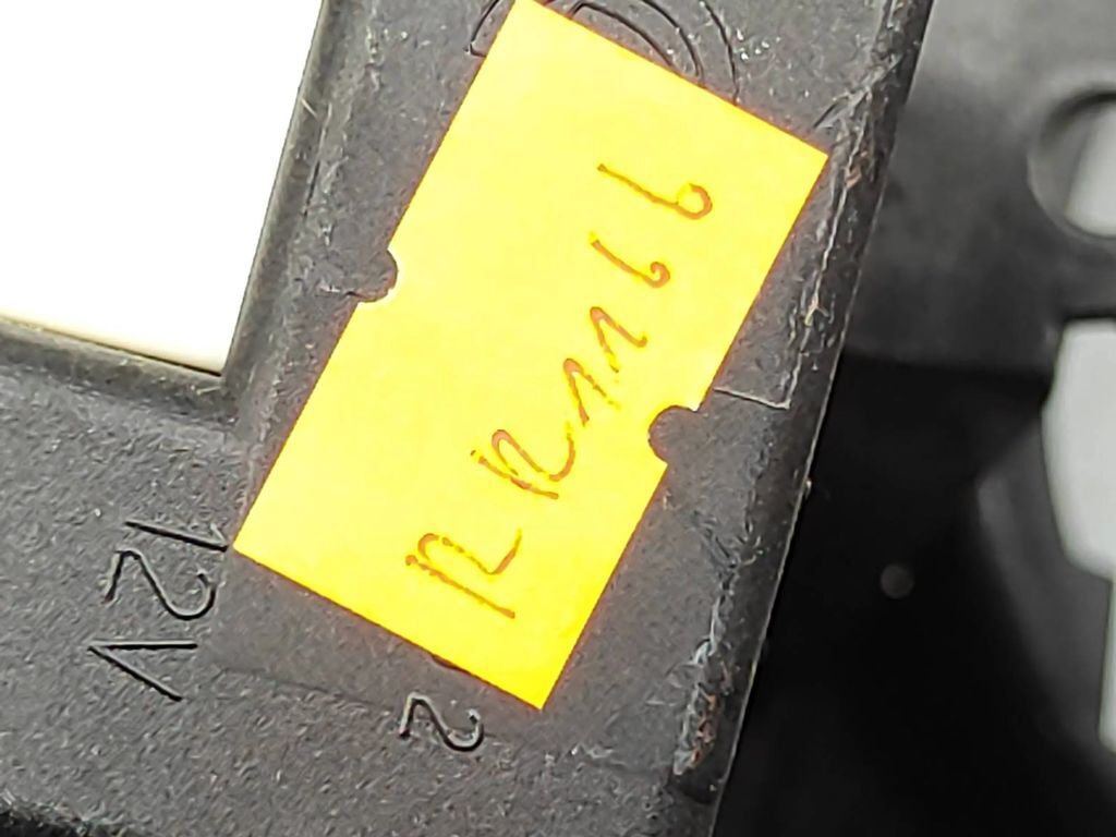 Alfa Romeo 159 2.2JTS 136kW 2007 LHD Front Center dashboard trim / CHECK PHOTOS