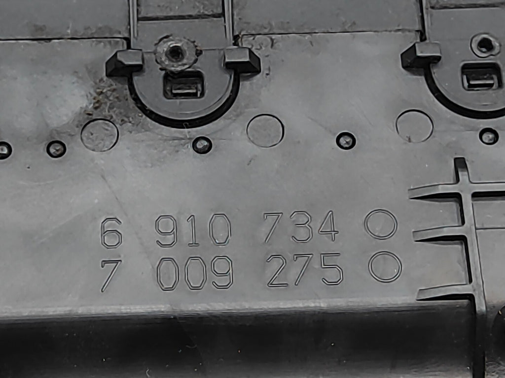 BMW 5 Series E61 530D 170kW 2006 LHD Front Center Grill 6910734 7009275