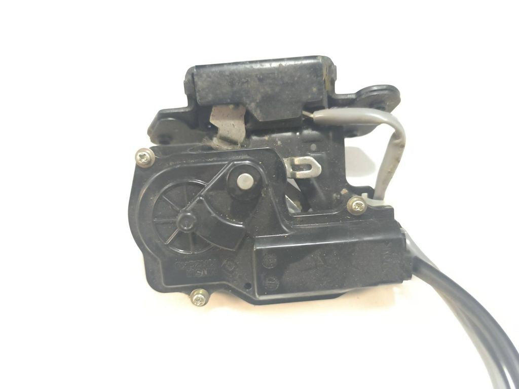 Toyota Avensis T250 2006 Rear Tailgate trunk boot lock catch latch 