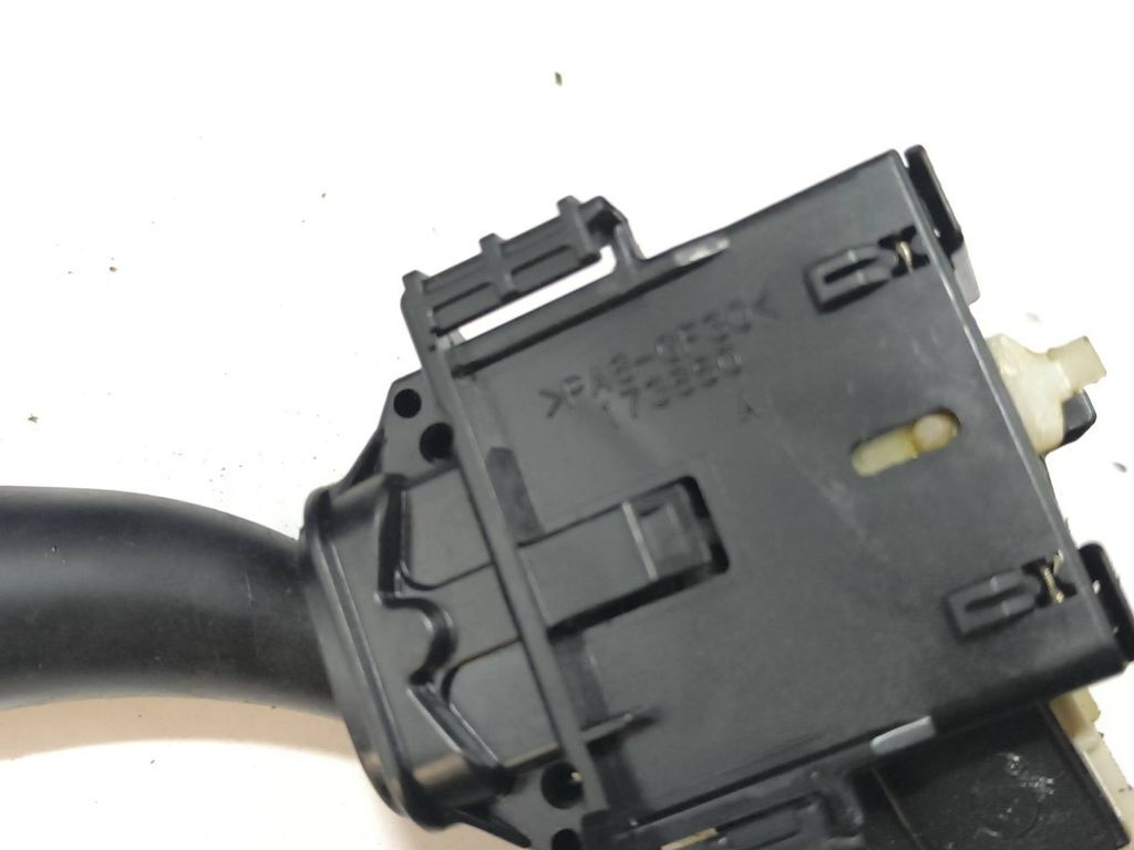 Toyota Avensis T250 2006 Turn signal indicator stalk 173650 