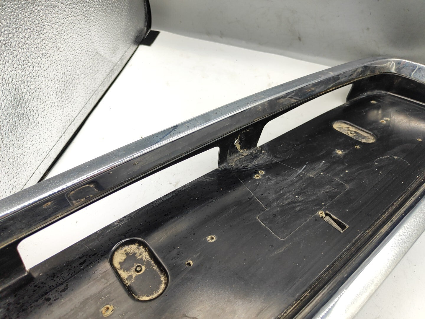 Rover 400 420 418 1995 Rear Number Plate Holder Trim Bar 74890SY3A0000