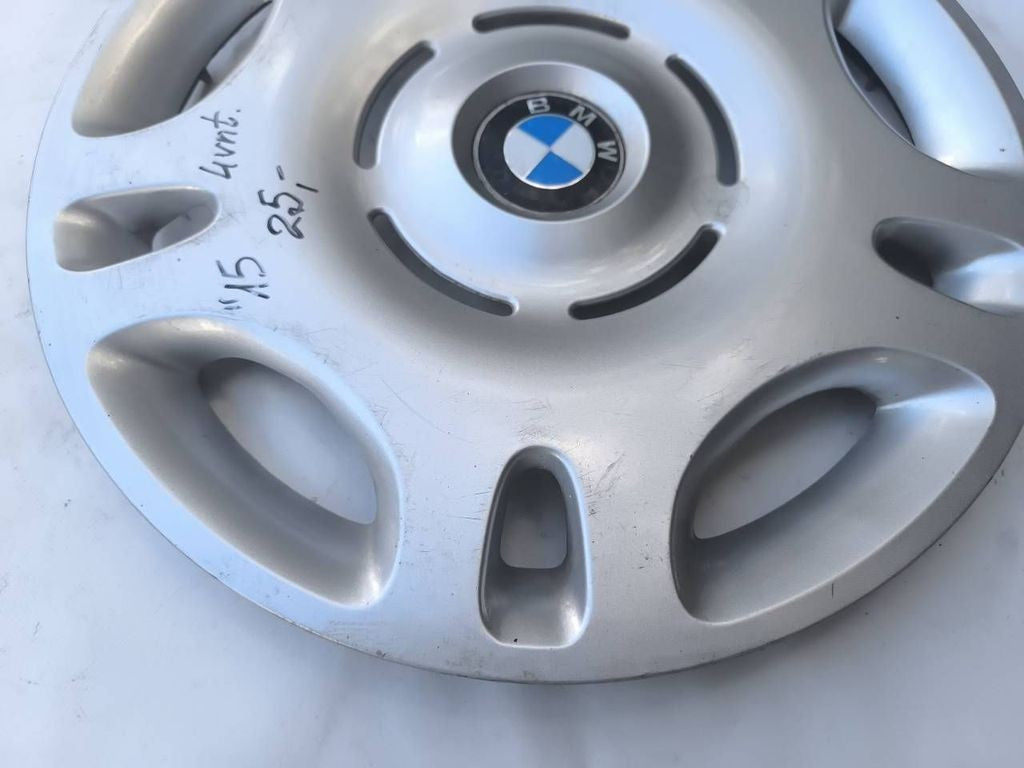 BMW 3 E36 1992 R15 wheel hub cap trim 36131094158 