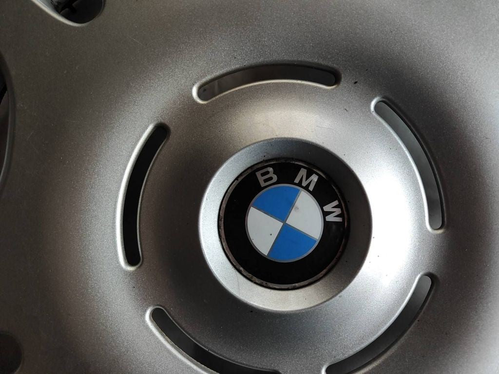 BMW 3 E36 1994 R15 wheel hub cap trim 36131094158 