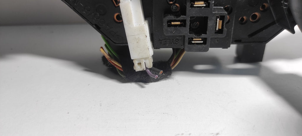 Alfa Romeo 156 1.9JTD 85kW 8V 2004 Front Wiper / Indicator Light Stalk 156047957