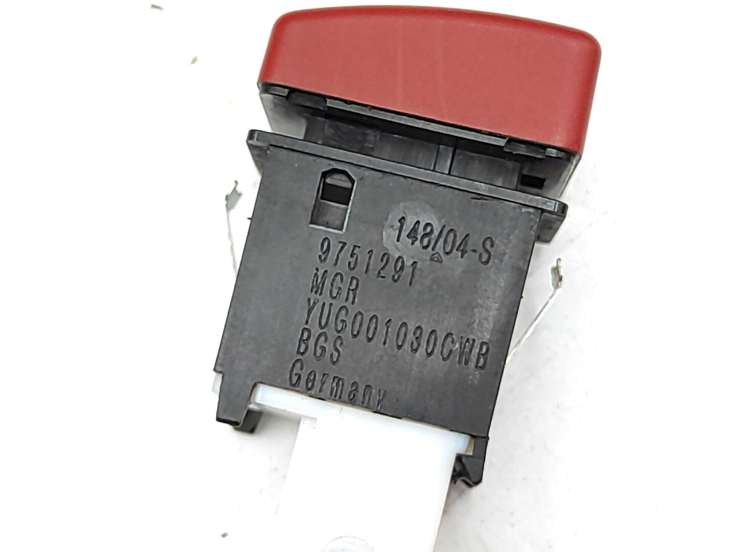 Rover 45 25 Facelift ZS Front Hazzard Indicator Switch Button YUG001030CWB