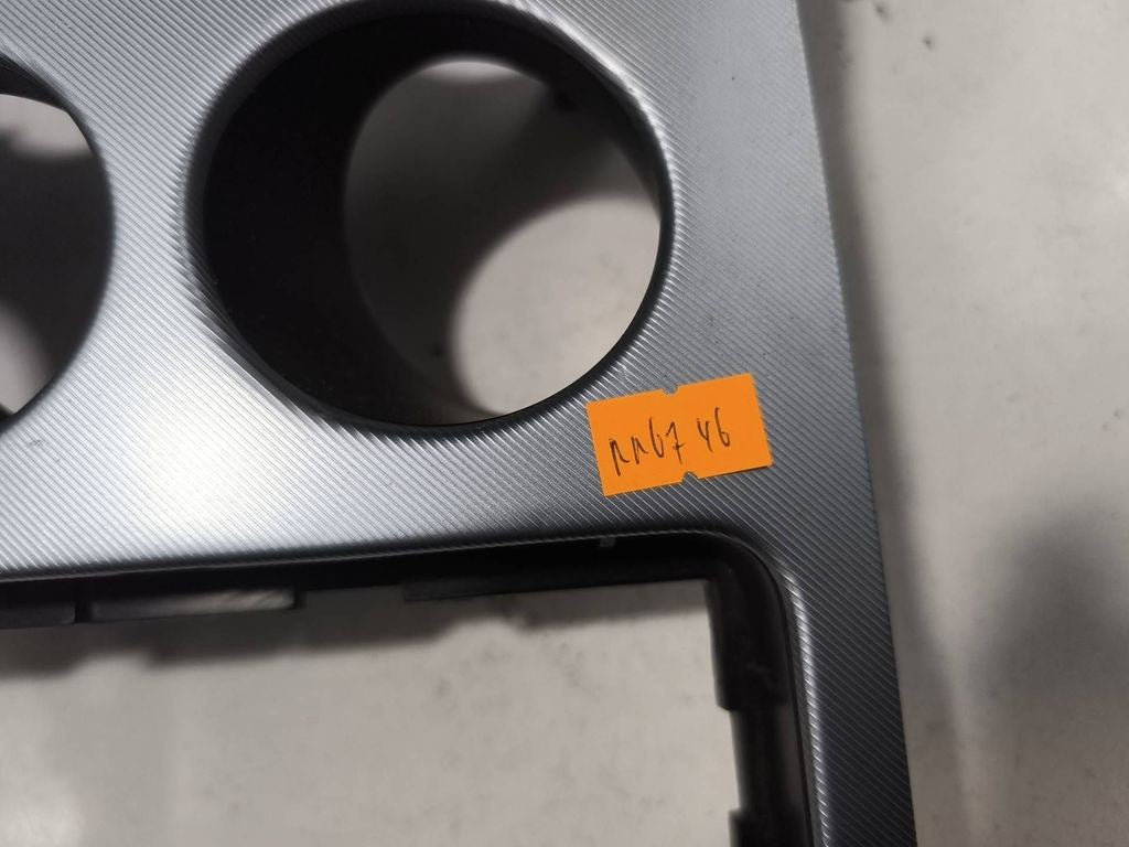 Alfa Romeo 159 2.4JTDm 2007 LHD dashboard center trim 