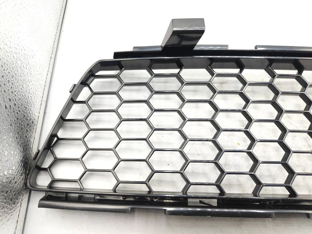 Alfa Romeo 159 2.4JTDm 147kW Saloon 2006 Front left bumper lower grill 