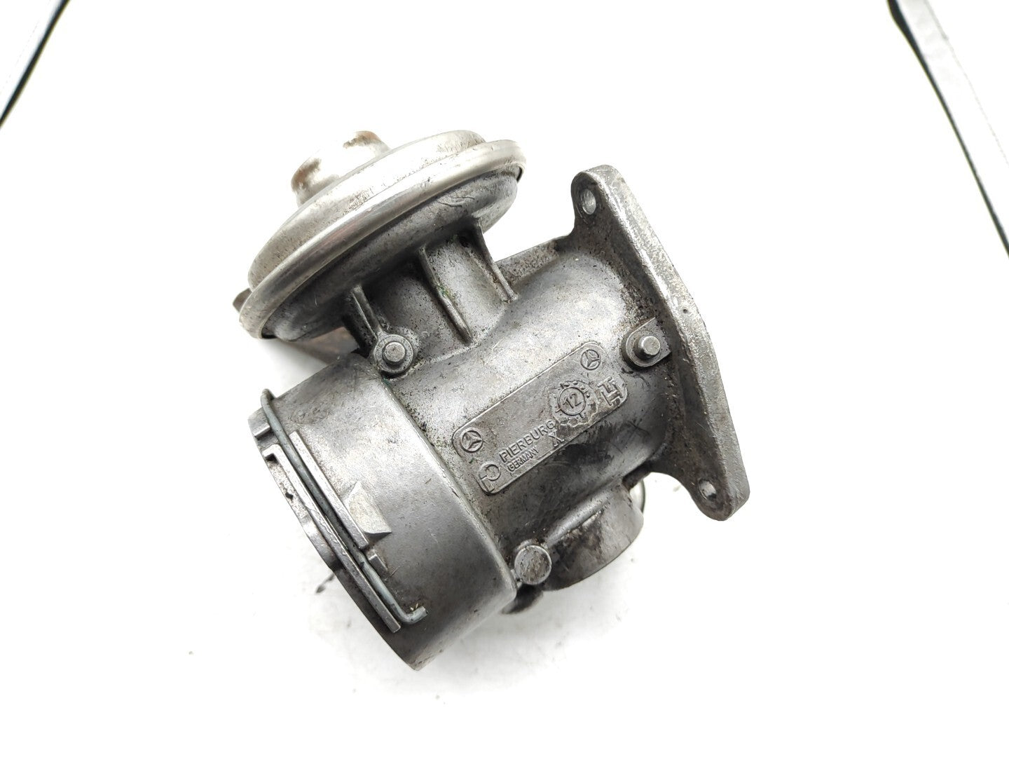 Mercedes Benz C Class C220 W203 2003 2.2CDI Engine EGR Valve A6110900754