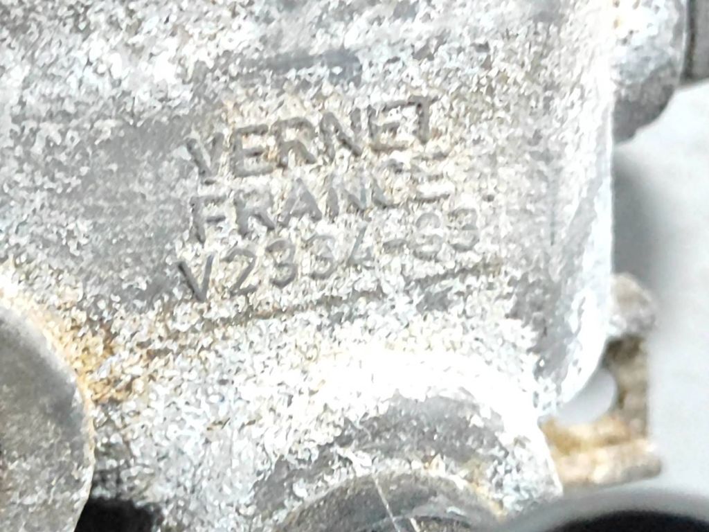 Alfa Romeo 155 1.8i 103kW 1994 Engine Thermostat housing V2334 