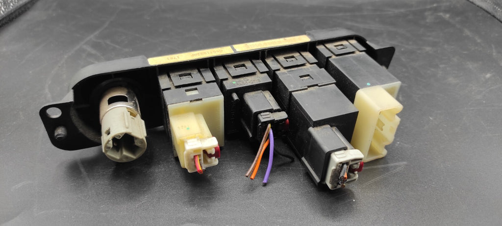 Chrysler PT Cruiser 2002 Socket Heated Window Headlight Washer Switch 04671622AF