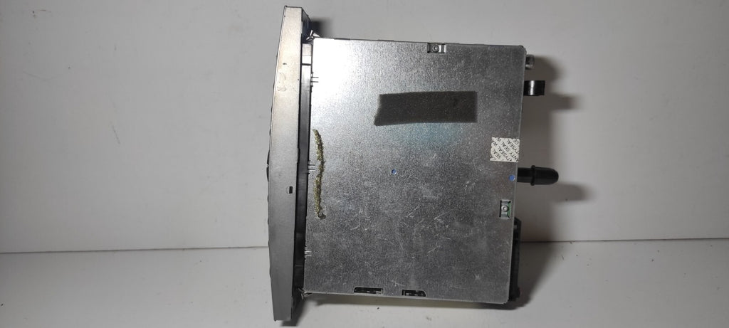 Alfa Romeo 147 1.9JTD 110kW 2004 Interior Radio CD Player Unit 735301823