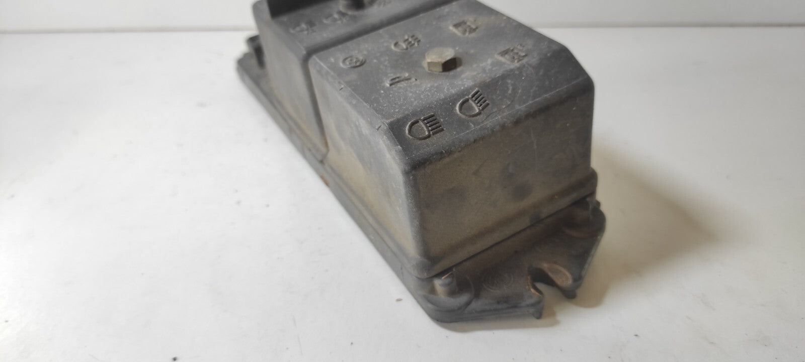 Alfa Romeo 166 2.4JTD 110kW 2002 Fuse Box / Relay / Module Unit