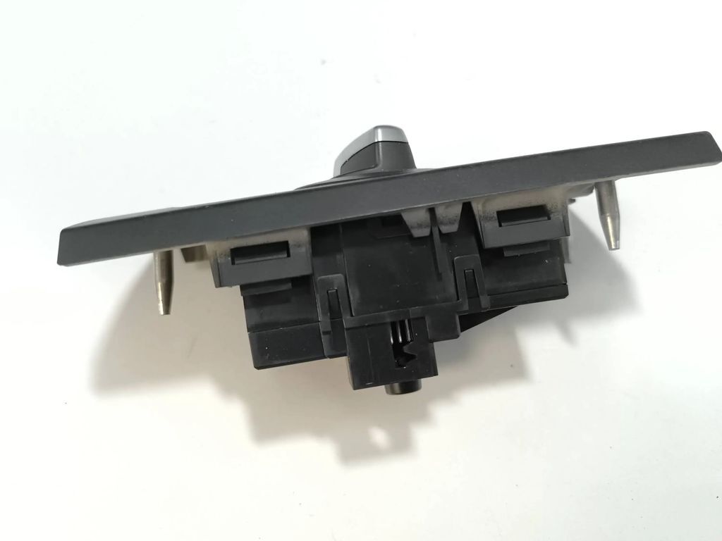 BMW 3 E90 E91 2007 Headlight Light button switch 9169398 