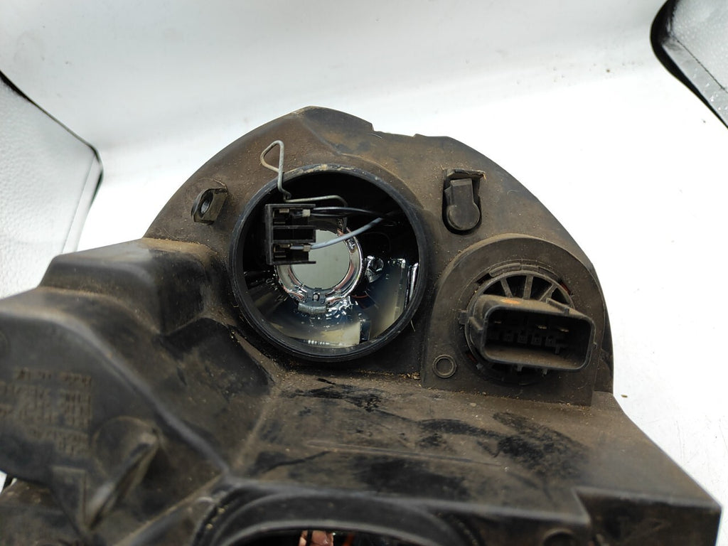 Mini Cooper R50 R53 2005 USA Front Left Headlight FOR PARTS 6911705