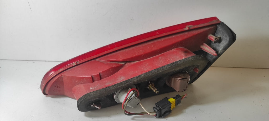 Peugeot 607 3.0 V6 2002 LHD Rear Left Taillight Lamp Light Assembly