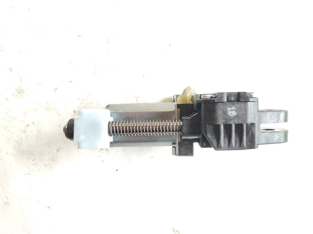 Mercedes-Benz C W205 2017 Steering column adjust motor 0390203399 