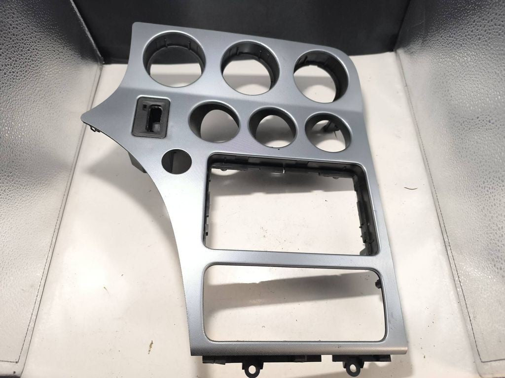 Alfa Romeo 159 2.4JTDm 2007 LHD dashboard center trim 