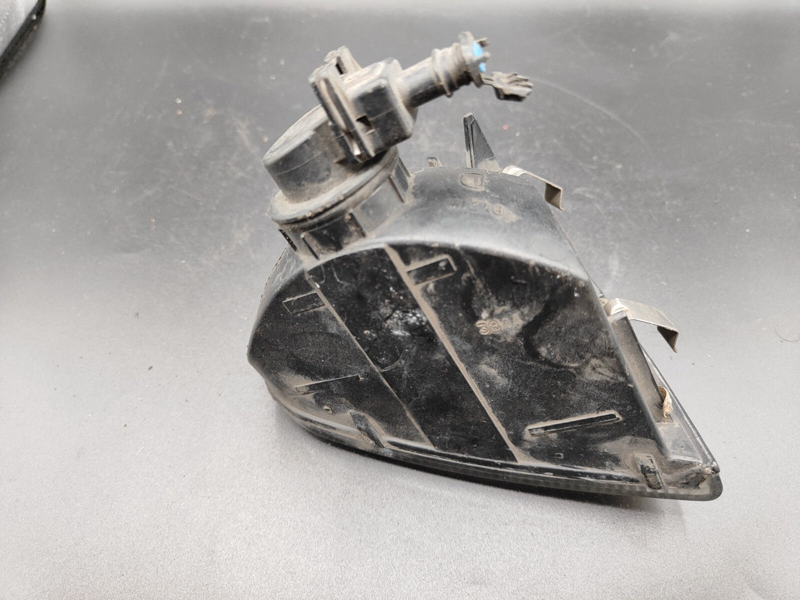 Alfa Romeo 147 1.9JTD 85kW 8V 2003 Front Right Indicator Blinker 46756280