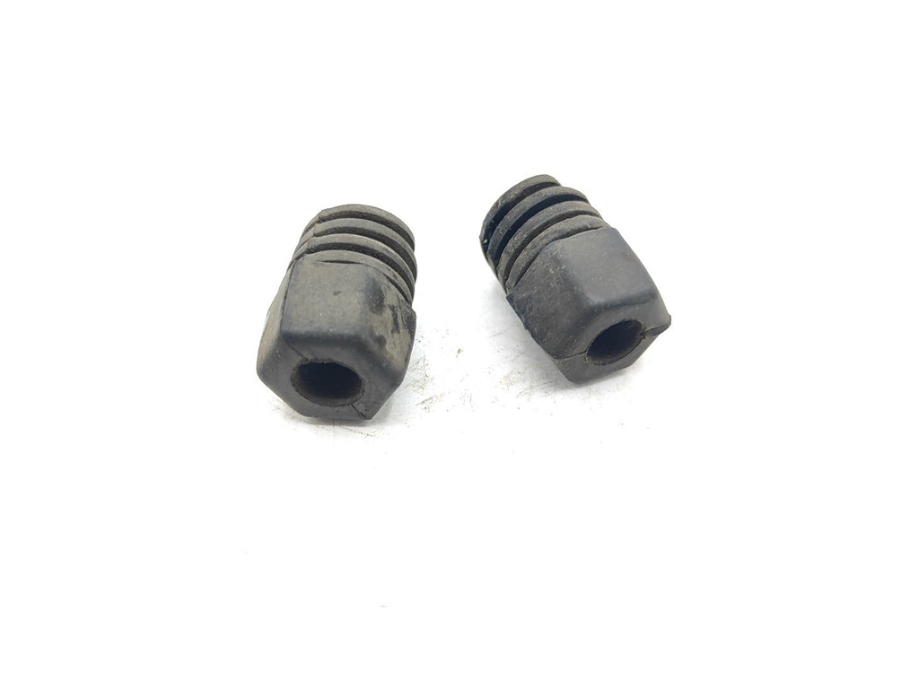Alfa Romeo 156 2.0TS Twin Spark 2001 Bonnet Hood Rubber Adjust Adjusters