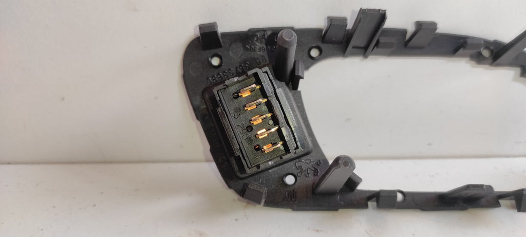 Peugeot 607 3.0i V6 2001 LHD Rear Left Electric Window Switch 9635733680