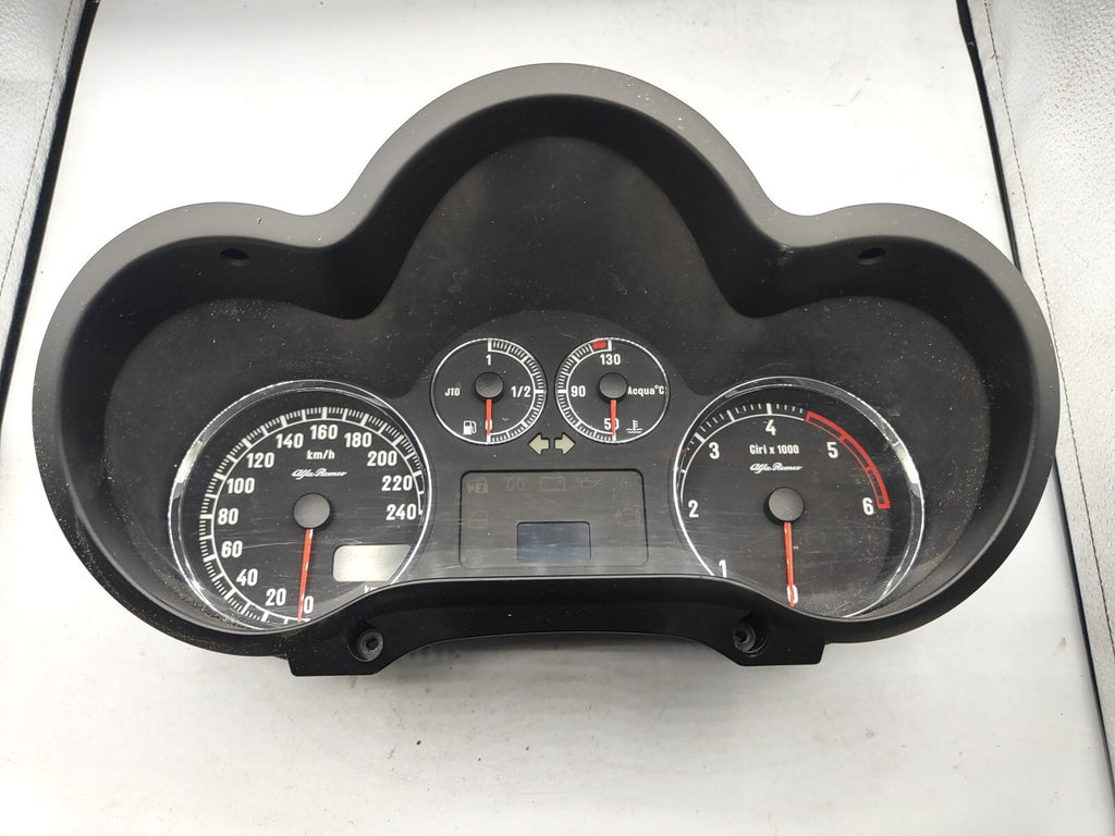 Alfa Romeo 147 1.9JTD 8V 2007 Diesel LHD Speedometer 156071240