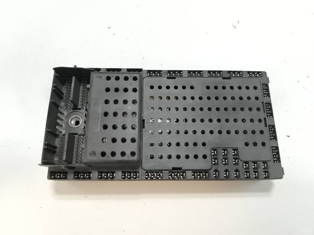 Volvo S60 2002 Fuse box module 8688153 