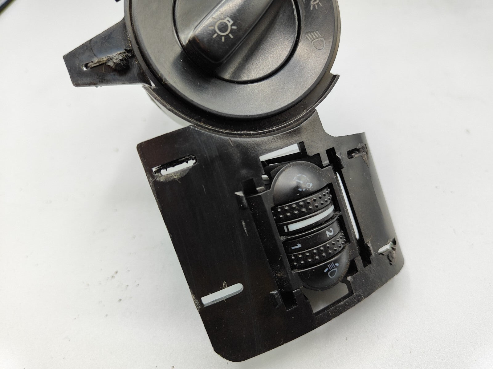 Volkswagen Golf MK4 2000 LHD Front Headlight Switch Button 1C0941531