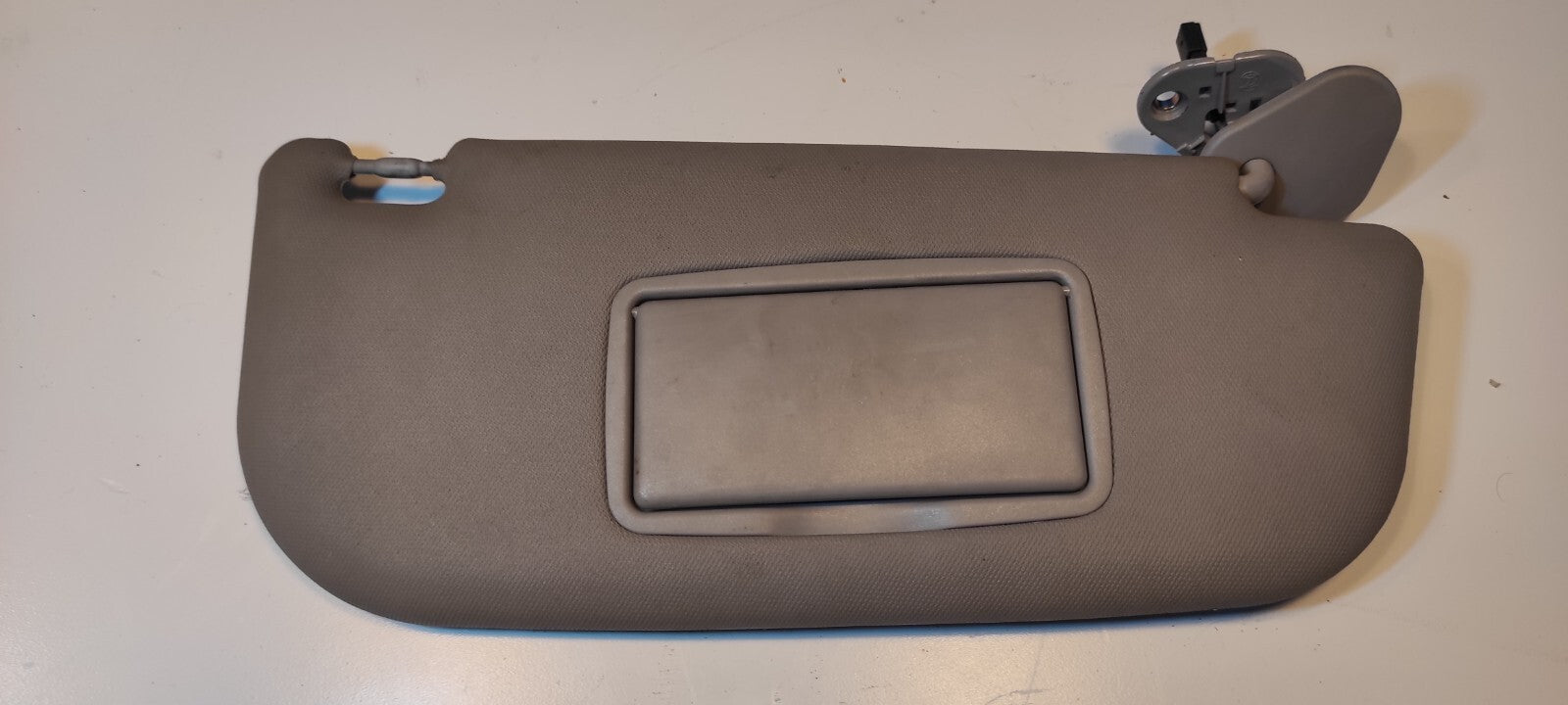 Alfa Romeo 147 2.0 Twinspark 2002 LHD Front Right Sun Visor Cover