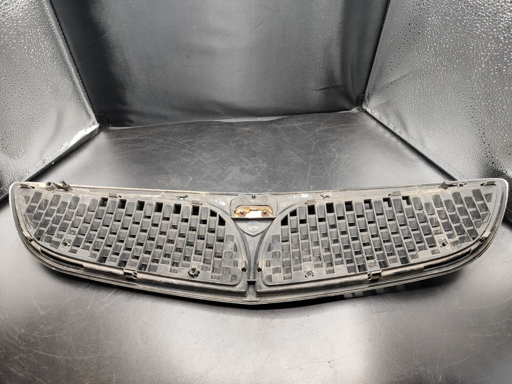 Lancia Lybra 2002 Front Bumper Upper Chrome Grill 46541435